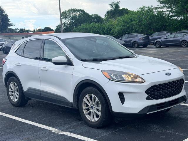 Used 2020 Ford Escape SE FWD image 10