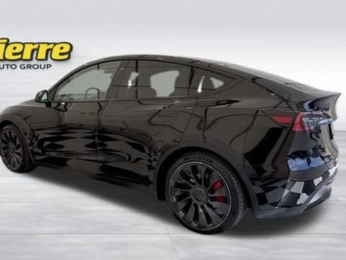 Used 2022 Tesla Model Y Performance AWD/4WD image 2