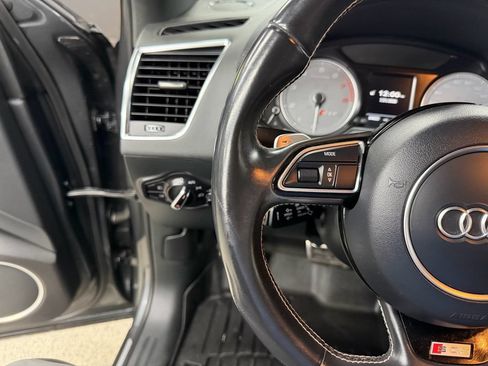 Used 2017 Audi SQ5 Premium Plus AWD/4WD image 25