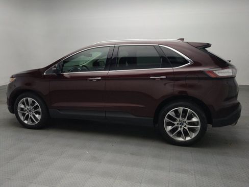 Used 2018 Ford Edge Titanium FWD image 3