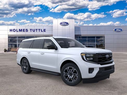 New 2026 Ford Expedition Active AWD/4WD image 7