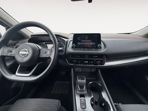 Used 2023 Nissan Rogue SV FWD image 15