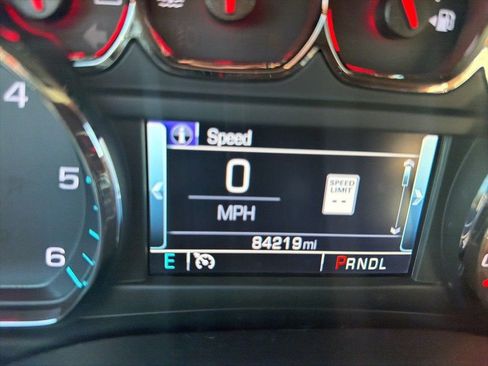 Used 2019 Chevrolet Tahoe LT image 13