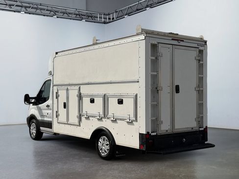 Used 2018 Ford Transit 350 156 w/ Exterior Upgrade Package RWD image 6