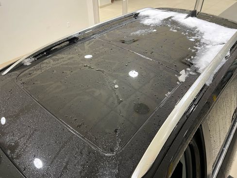 Used 2021 Chevrolet Equinox LT image 22