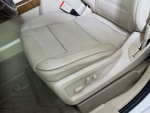 Used 2019 GMC Yukon Denali w/ Denali Ultimate Package image 21