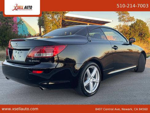 Used 2011 Lexus IS 250C RWD image 13