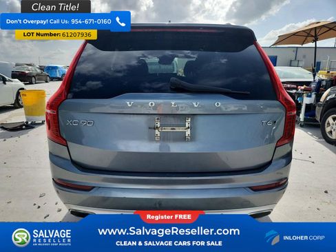 Used 2018 Volvo XC90 T6 Momentum w/ Momentum Plus Package AWD/4WD image 8