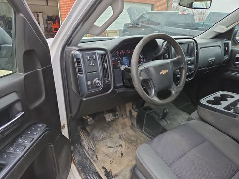 Used 2017 Chevrolet Silverado 2500 W/T w/ WT Fleet Convenience Package image 8