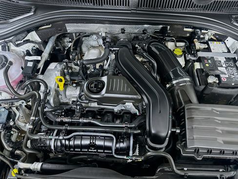 Used 2025 Volkswagen Jetta Sport image 30