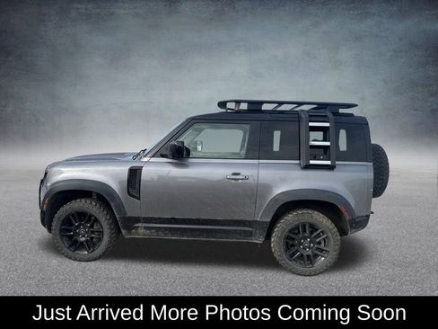 Used 2023 Land Rover Defender 90 X-Dynamic SE image 2
