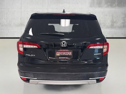 Used 2019 Honda Pilot Touring image 6