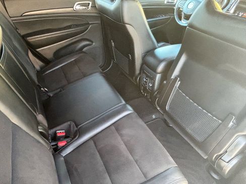 Used 2022 Jeep Grand Cherokee Laredo X image 27