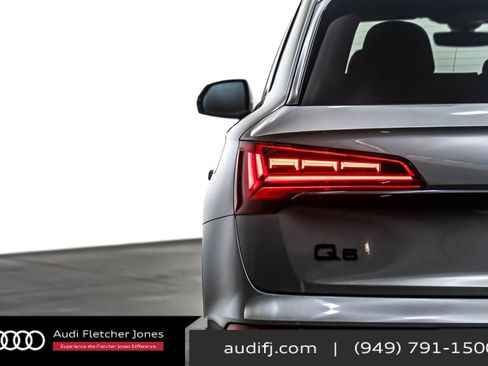 Used 2024 Audi Q5 e Prestige w/ Prestige Package image 15