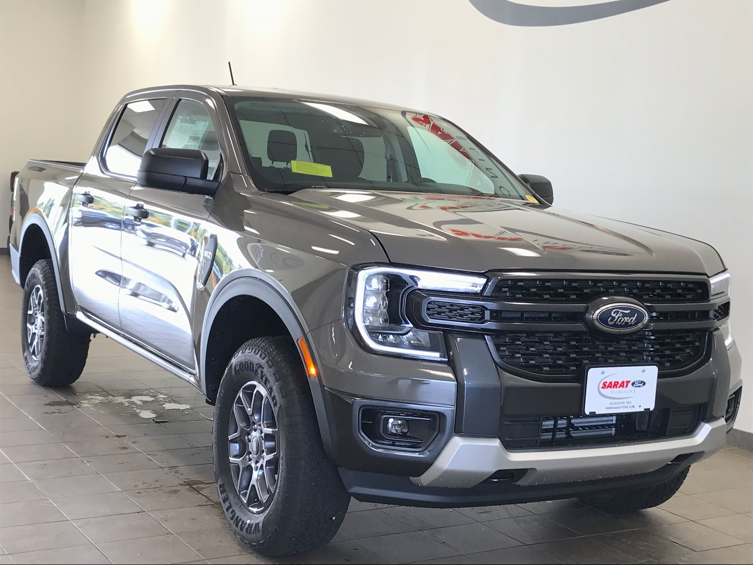New 2026 Ford Ranger XLT w/ Convenience Package AWD/4WD image 2