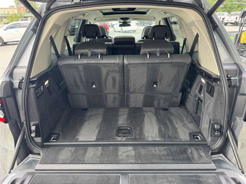Used 2025 BMW X7 xDrive40i AWD/4WD image 29