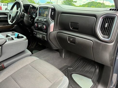 Used 2019 Chevrolet Silverado 1500 LT w/ All-Star Edition AWD/4WD image 31
