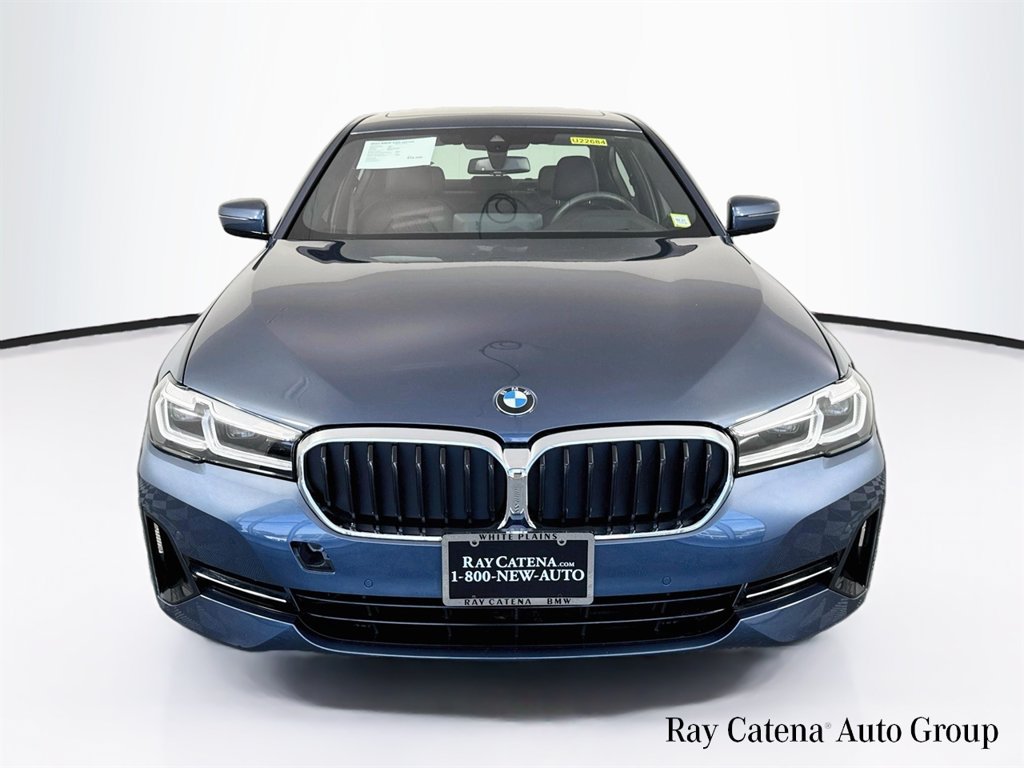 Used 2023 BMW 530i xDrive w/ Premium Package AWD/4WD image 2