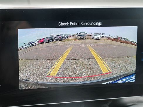 Used 2020 Mercedes-Benz GLC 300 GLC 300 image 23