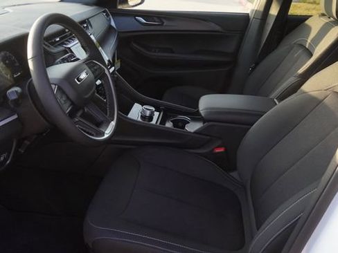 New 2026 Jeep Grand Cherokee L Laredo AWD/4WD image 19