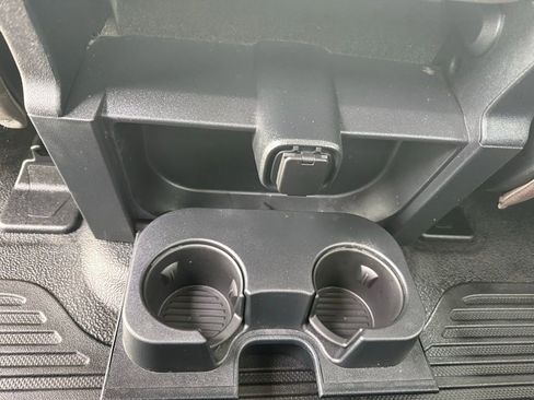 Used 2022 Ford F250 XLT w/ XLT Premium Package image 19