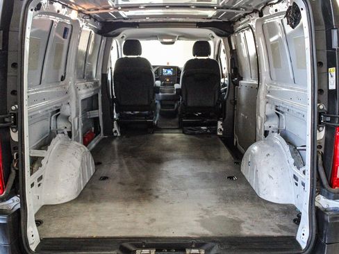 Used 2022 Mercedes-Benz Metris image 26