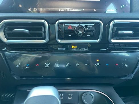 New 2026 Nissan Sentra SR image 17