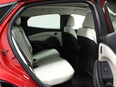 Used 2021 Ford Mustang Mach-E Premium image 15