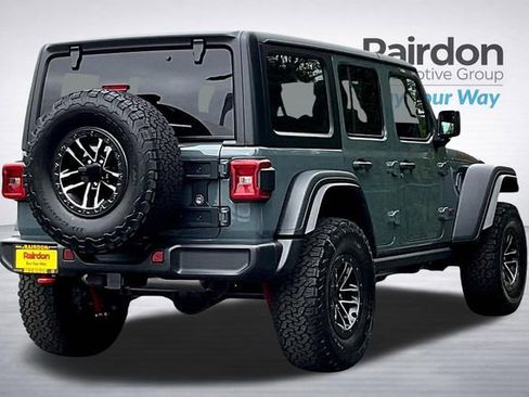 Used 2025 Jeep Wrangler Unlimited Rubicon w/ XTREMEE 35" Tire Package AWD/4WD image 16