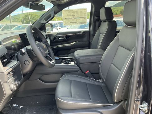 New 2025 Chevrolet Tahoe Premier w/ LPO, Illumination Package image 15