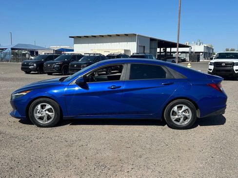 Used 2021 Hyundai Elantra SE FWD image 8