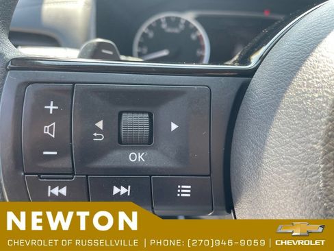 Used 2021 Nissan Rogue SV FWD image 14