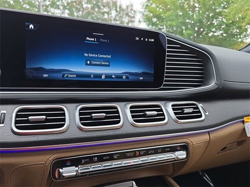 New 2026 Mercedes-Benz GLS 450 4MATIC image 21