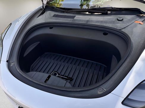 Used 2023 Tesla Model 3 Standard Range image 23