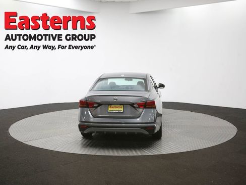 Used 2022 Nissan Altima 2.5 SV image 35