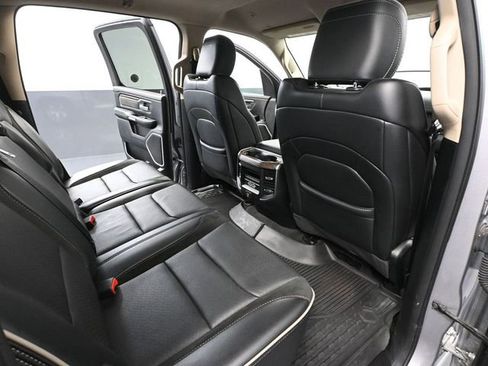 Used 2020 RAM 1500 Laramie image 44