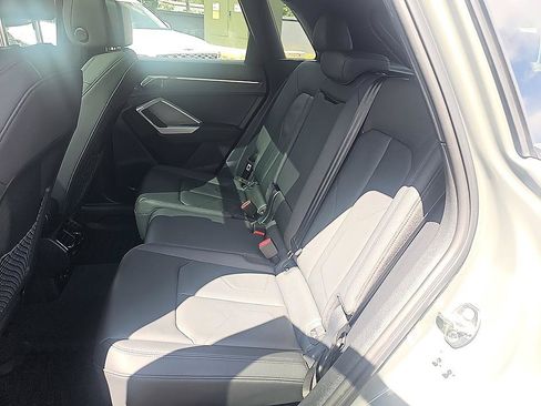 Used 2022 Audi Q3 2.0T Premium Plus AWD/4WD image 32