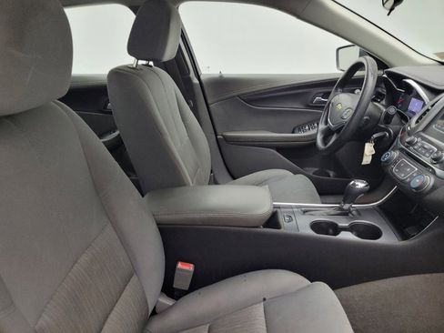 Used 2014 Chevrolet Impala LS w/ LS Convenience Package image 21