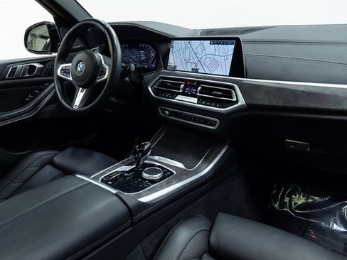 Used 2023 BMW X5 xDrive40i w/ M Sport Package image 26