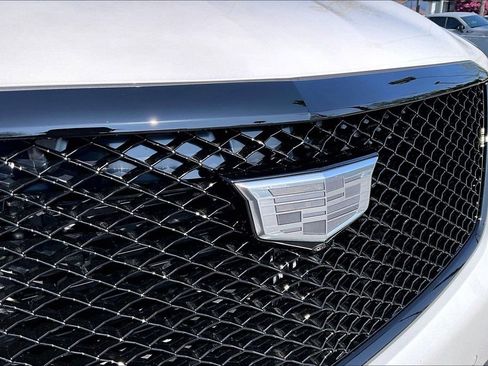 New 2026 Cadillac XT5 Premium Luxury w/ LPO, ONYX Package FWD image 34