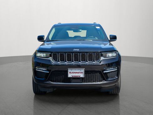 Used 2023 Jeep Grand Cherokee Limited w/ Trailer Tow Prep Group (B) AWD/4WD image 2