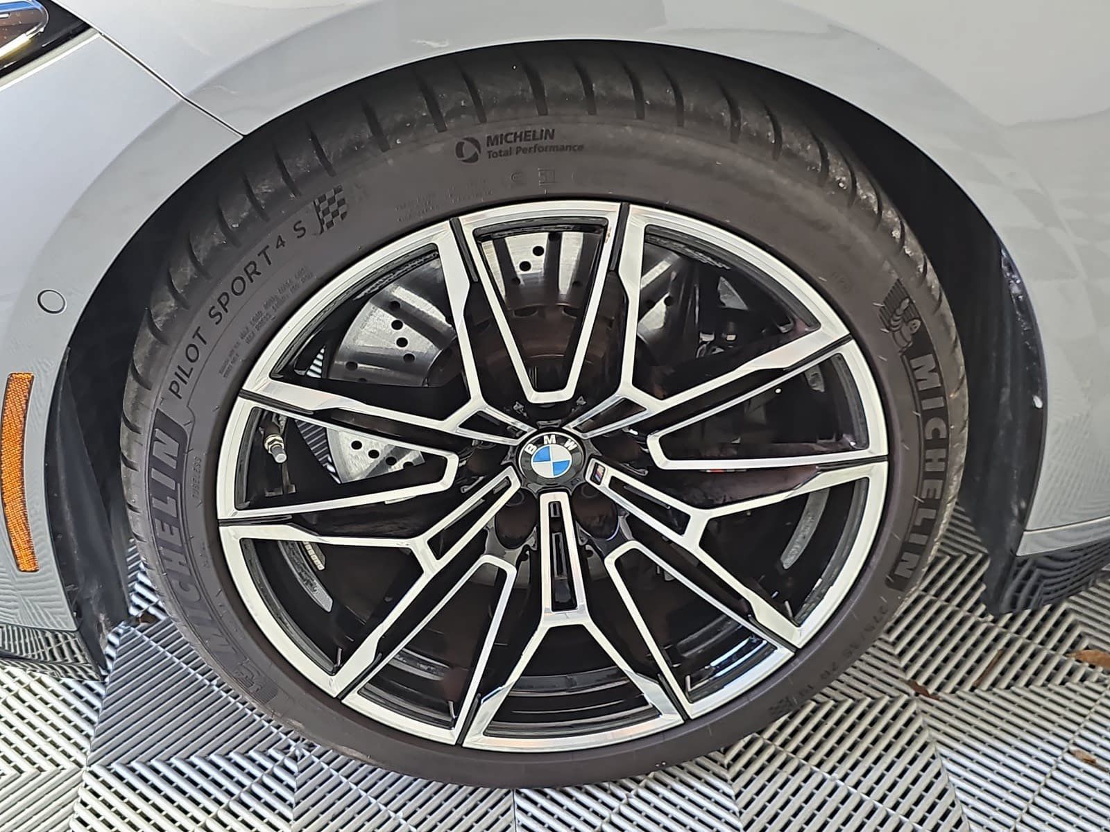 Used 2025 BMW M3 Competition w/ Executive Package RWD image 10