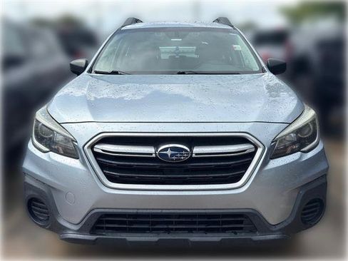 Used 2019 Subaru Outback 2.5i AWD/4WD image 2
