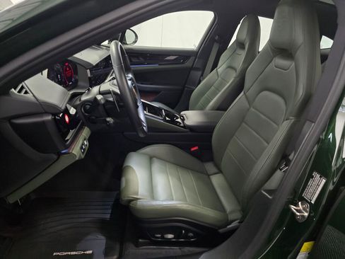 Certified 2025 Porsche Panamera 4 image 14