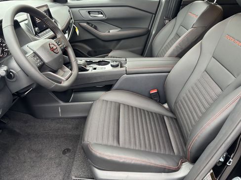 New 2026 Nissan Rogue SV AWD/4WD image 13
