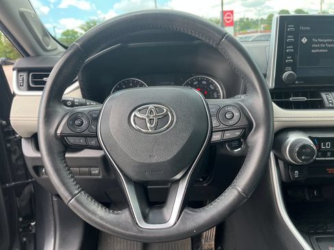 Used 2021 Toyota RAV4 XLE Premium FWD image 23