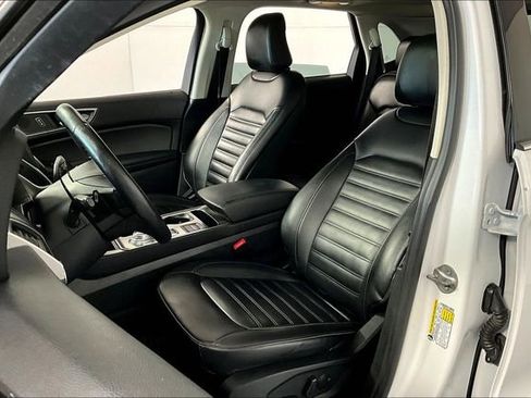 Used 2022 Ford Edge SEL w/ Convenience Package image 25