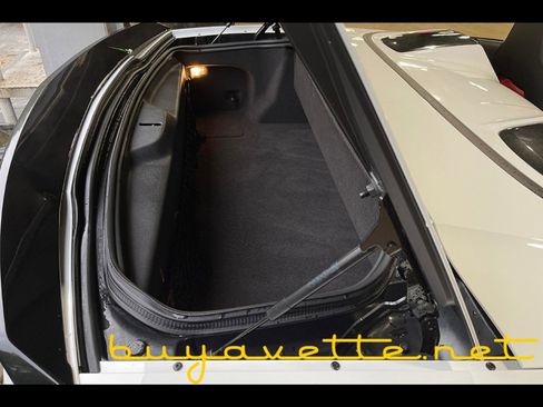 Used 2014 Chevrolet Corvette Stingray 3LT Convertible w/ 3LT Preferred Equipment Group image 27