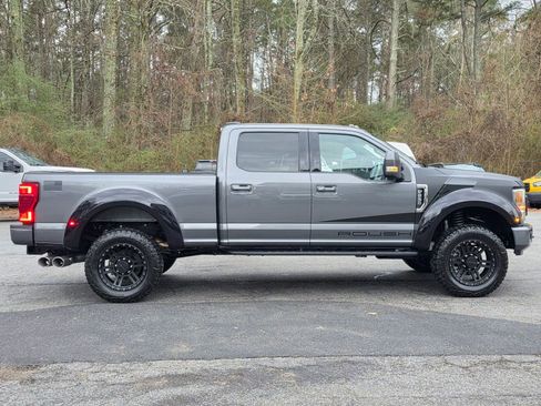 Used 2022 Ford F250 Lariat w/ Tremor Off-Road Package image 9
