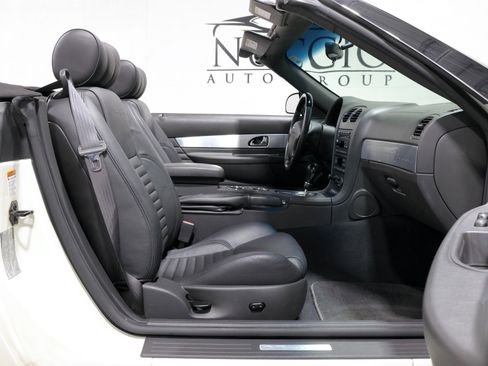 Used 2002 Ford Thunderbird image 60
